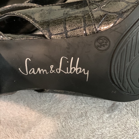 6.5-Sam & Libby - Picture 4 of 7